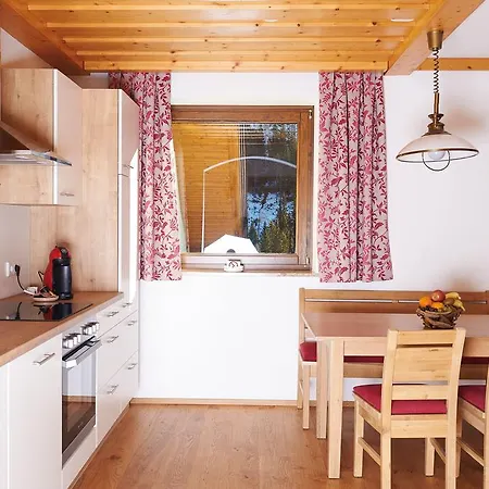 Hutter Gmbh Aparthotel 4*