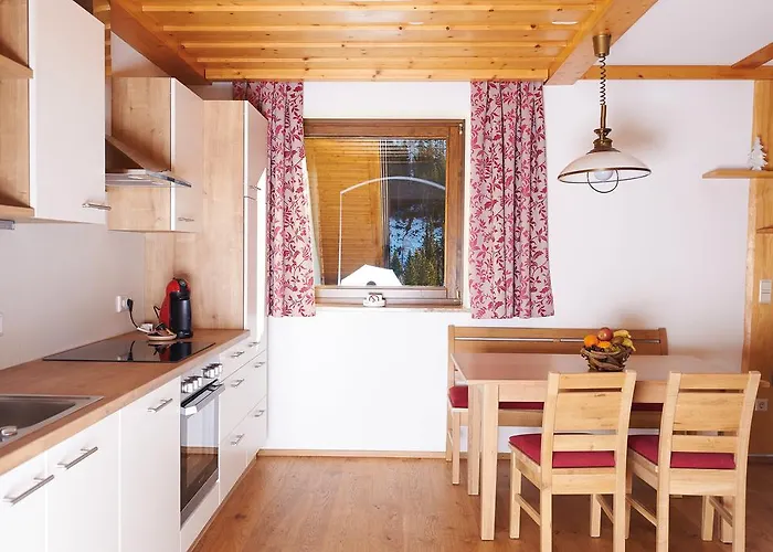 Hutter Gmbh Aparthotel 4*