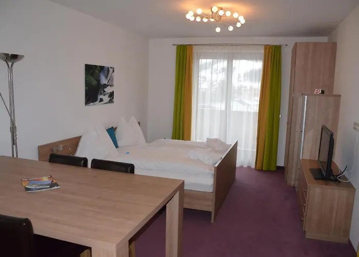 Hutter Gmbh 4* Katschberghohe